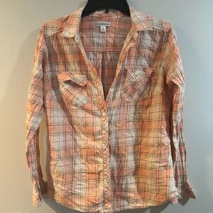 Croft and borrow woman’s  size medium button up flannel